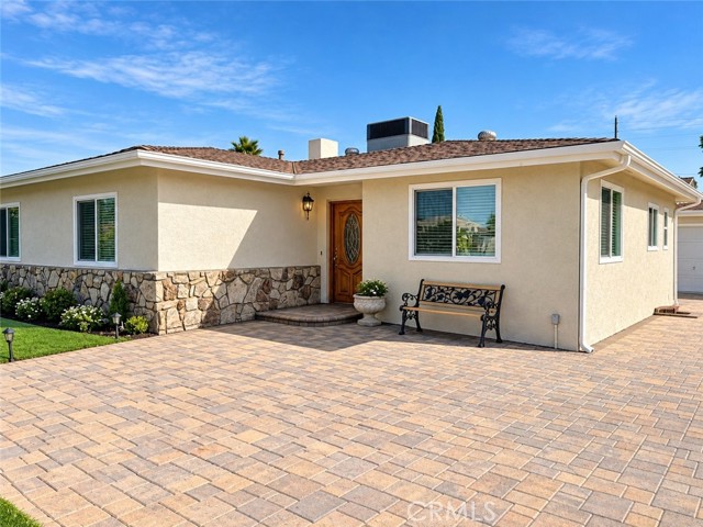 11246 Lull Street — photo