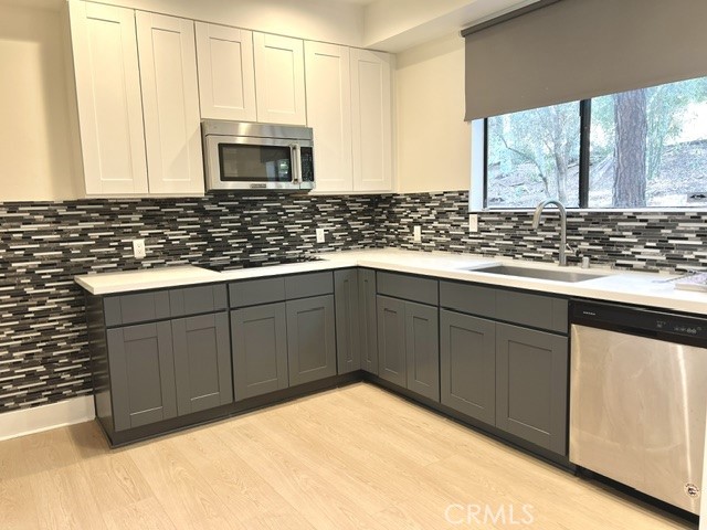3480 Barham Unit 124 — photo