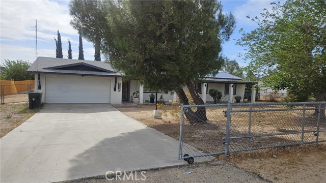 10671 Pinon — photo