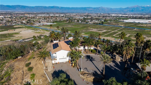 11251 Laurel — photo