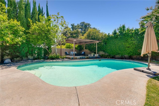 157 Madeline Dr — photo
