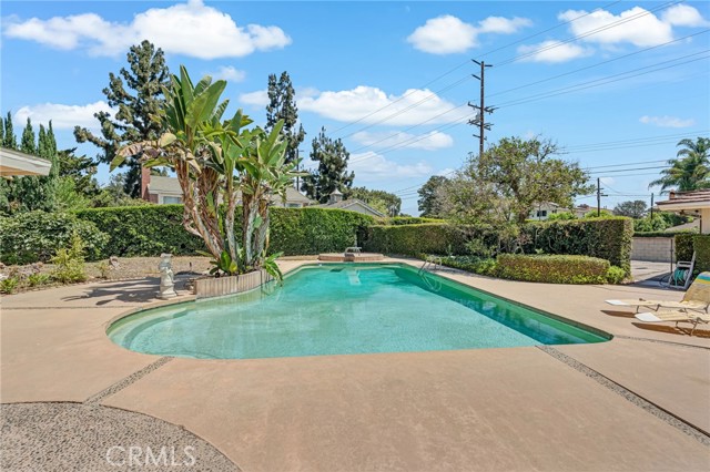 205 W Longden — photo