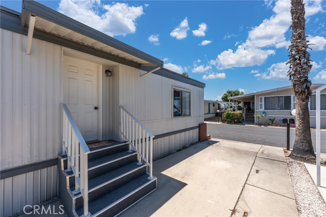 1155 S Riverside St #136, Rialto, CA 92376 — photo 3