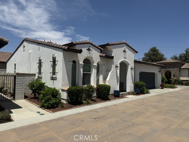 4531 S Luna Privado — photo