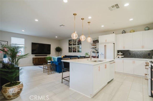 1018 Newberry Ln — photo