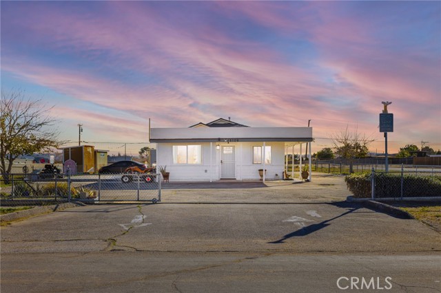 15109 Anacapa Rd — photo
