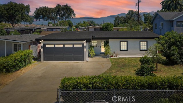 923 Hallwood Ave — photo