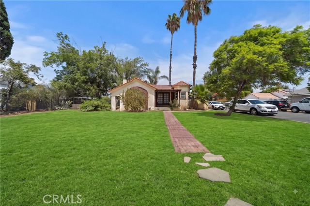 3405 Strong, Riverside, CA 92501 — photo 2