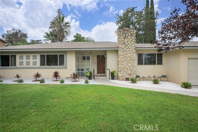 414 Via Vista Dr — photo