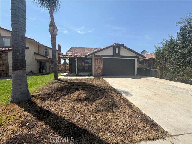 1910 Summertree Dr, Perris, CA 92571 — photo 2
