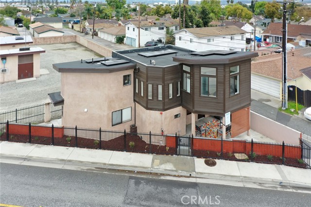 13018 Dalewood — photo