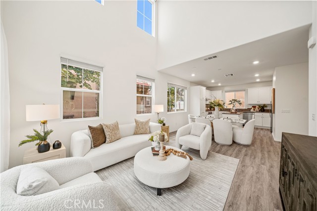 7149 Montecito Ln — photo