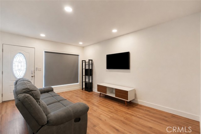 2900 Madison D22 — photo