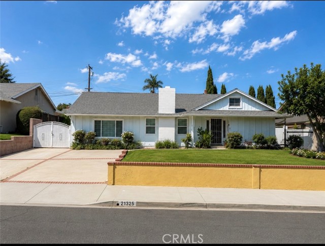 21325 Hipass Dr — photo