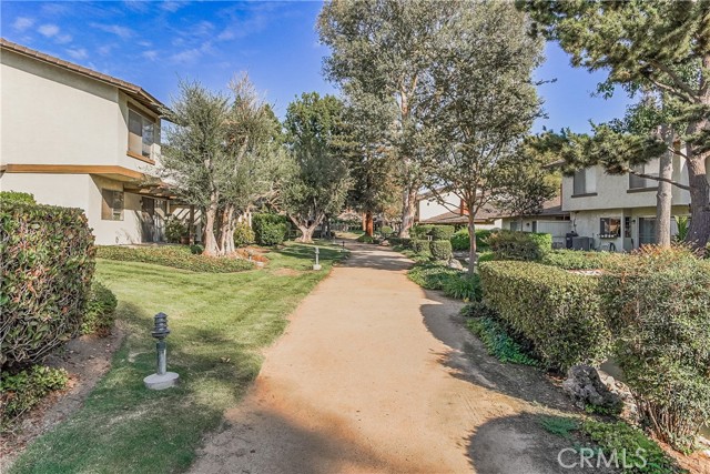1616 Aspen Village — photo