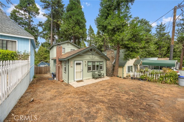 23376 Crestline Rd — photo