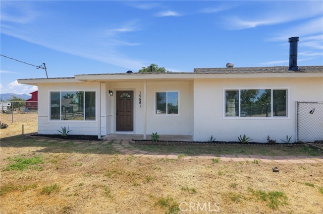 15561 Ash St — photo