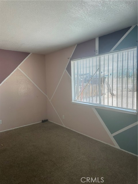 17017 Olive St — photo