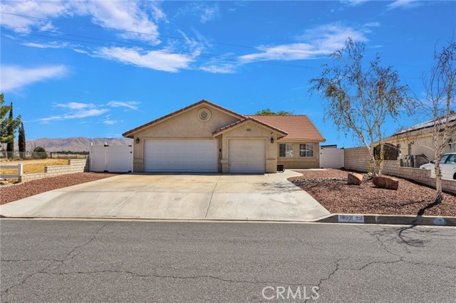 18601 Mountain Meadows — photo