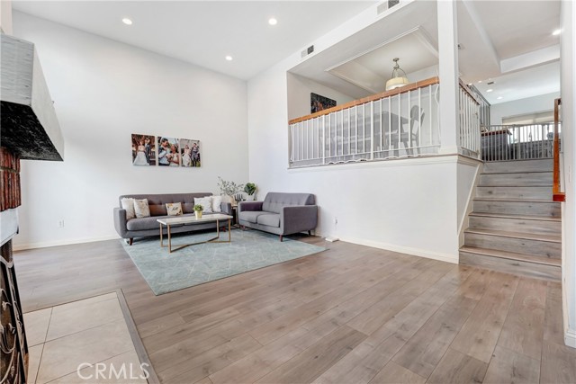8593 Village Ln — photo