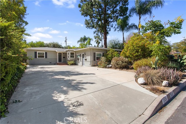 2935 Rhodelia Ave — photo