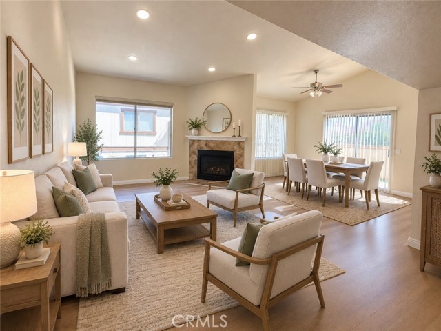 1216 S Cypress Ave Unit E — photo