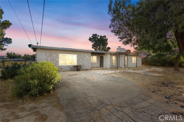 17047 Eucalyptus St — photo
