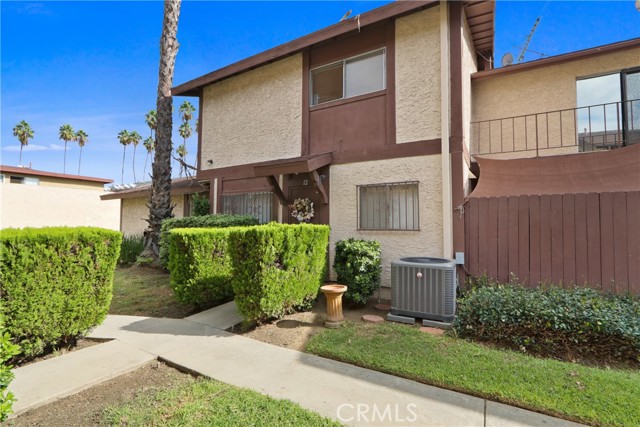 737 S Donna Beth Ave Unit 12 — photo