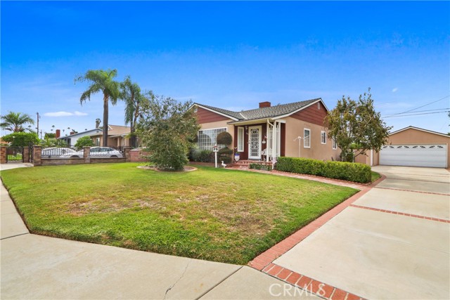 1240 E Rowland — photo
