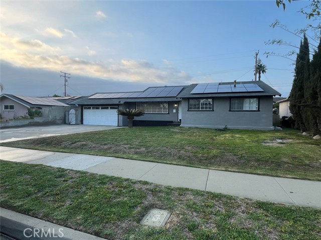 1234 W Vesta St — photo