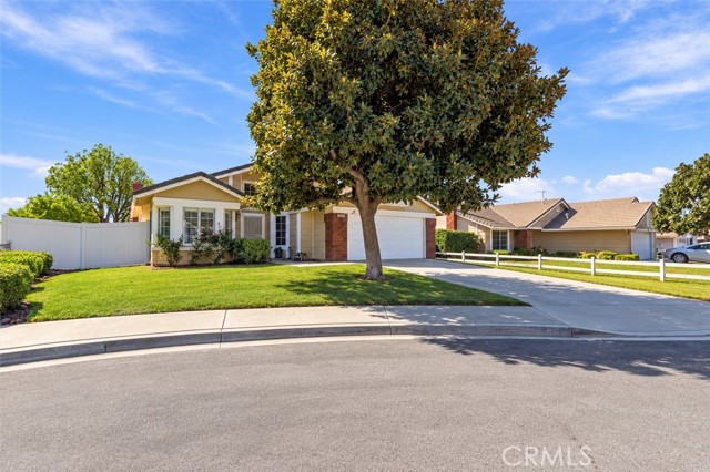 15085 Primrose Ct — photo