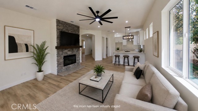 1040 Angus Glen Ct — photo