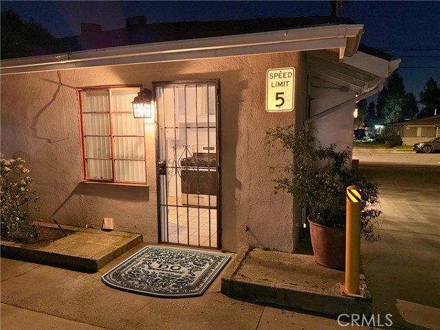 843 W Walnut B — photo
