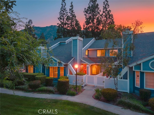 1677 Crystal Canyon Dr — photo