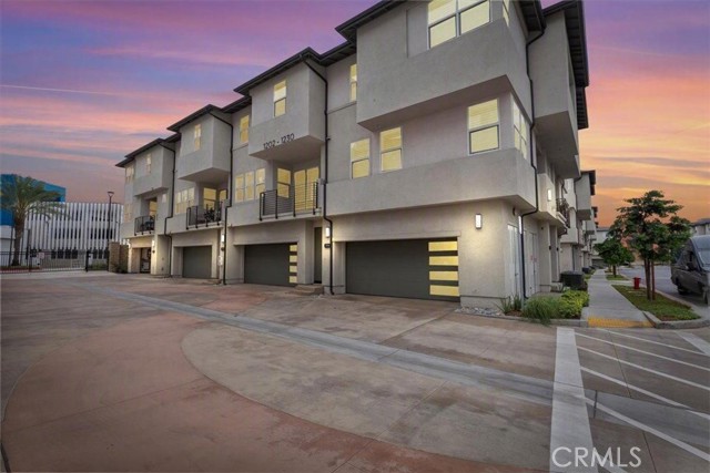 1206 W Cara — photo