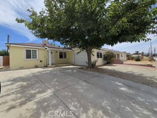 1510 E Avenue R — photo
