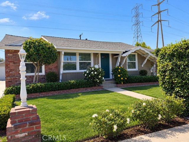 7202 El Viento — photo