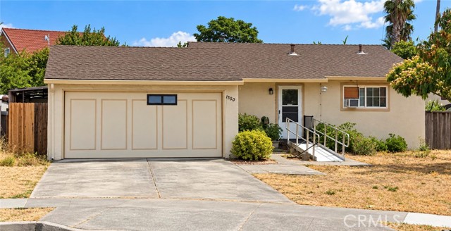 1550 Stone Creek — photo