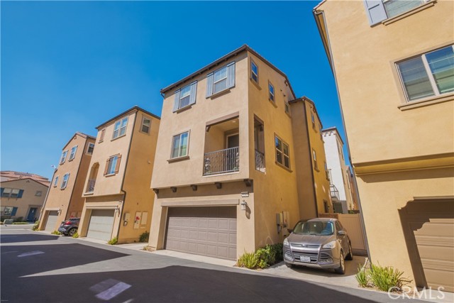 2243 Strawberry Ct — photo