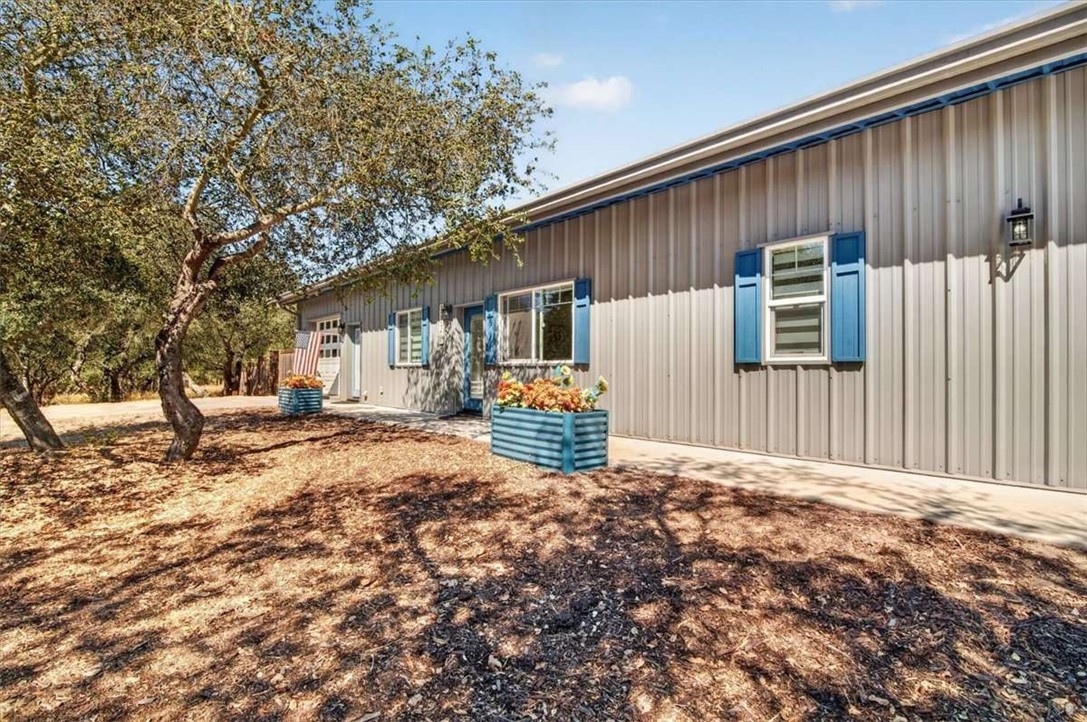1116 1120 Rolling Oaks Dr — photo