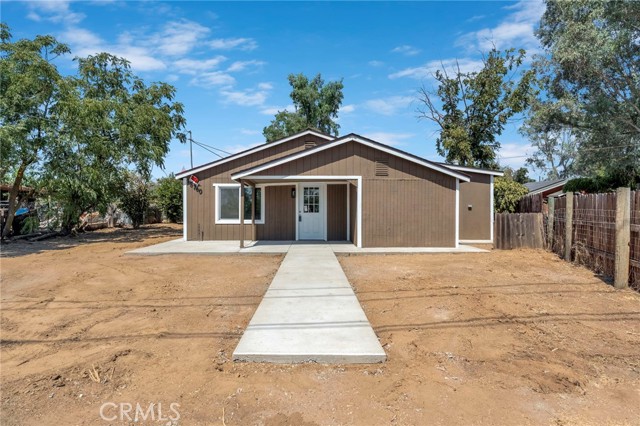 15760 Raymond — photo