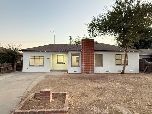 4326 E Brentwood — photo