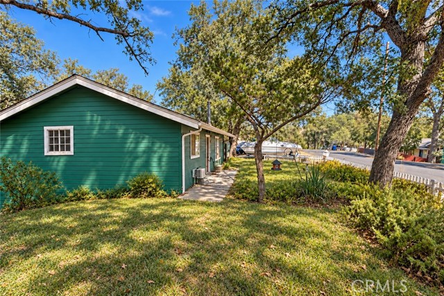 9303 Stagecoach Ln — photo