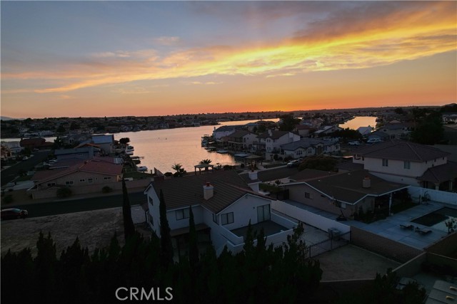 18380 Lakeview Dr — photo