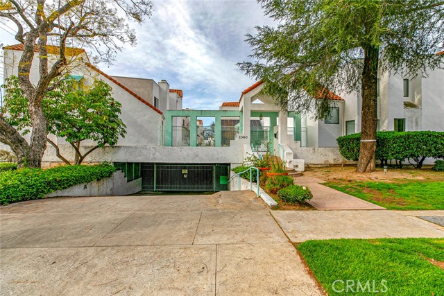 1340 Glenwood Rd 4 — photo