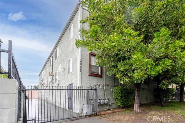 7137 Greeley St 7 — photo