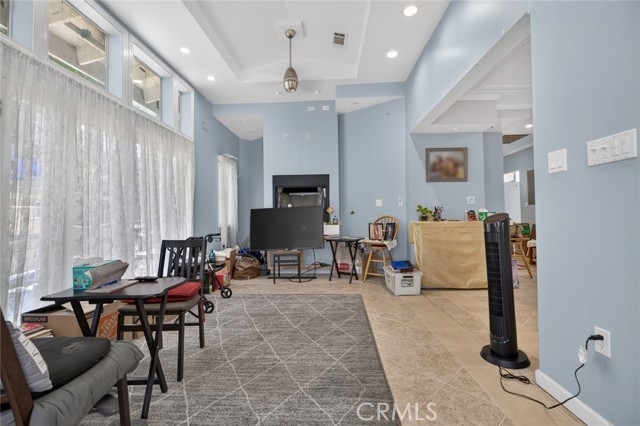 787 Terrace 49 — photo