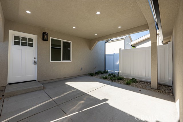 10419 Amigo Ave 1/2 — photo