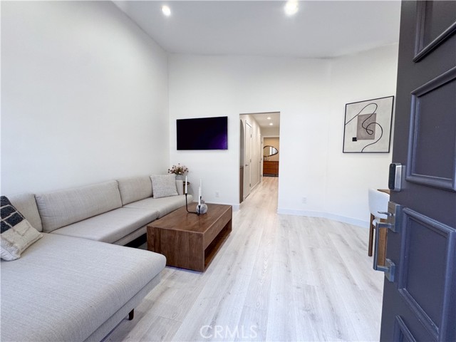 8601 Sunland Blvd 67 — photo