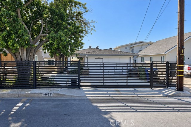 10651 Woodward Ave — photo
